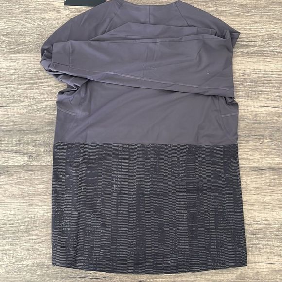 Lululemon Lost in the hustle LS - Picture 3 of 6